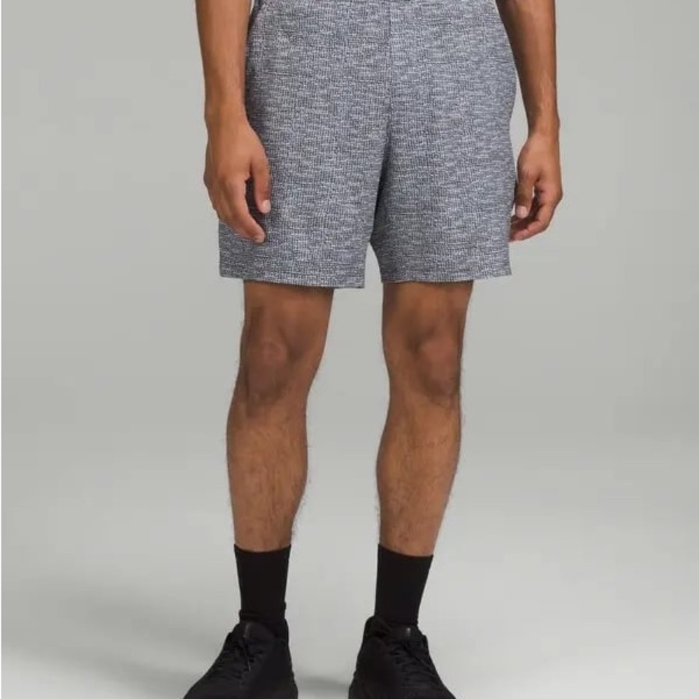 Lululemon MENS PACE BREAKER 7” shorts